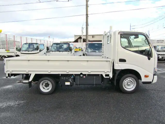 トヨタ ダイナ 小型 平ボディ 2DG-GDY231 R5の中古トラック画像2