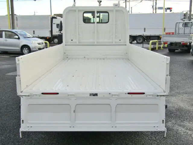 トヨタ ダイナ 小型 平ボディ 2DG-GDY231 R5の中古トラック画像4