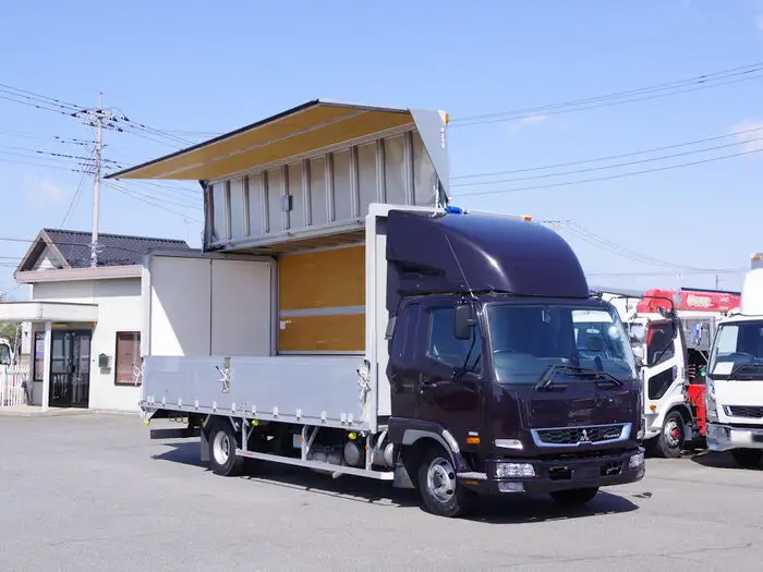 三菱 ファイター 中型/増トン ウイング エアサス ベッドの中古トラック画像9