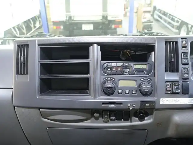 いすゞ フォワード 中型/増トン ウイング TKG-FRR90S2 H28の中古トラック画像9