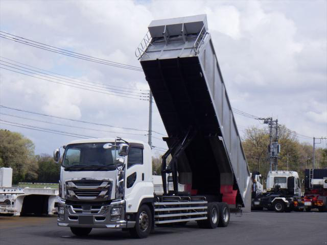 いすゞ ギガ 大型 ダンプ