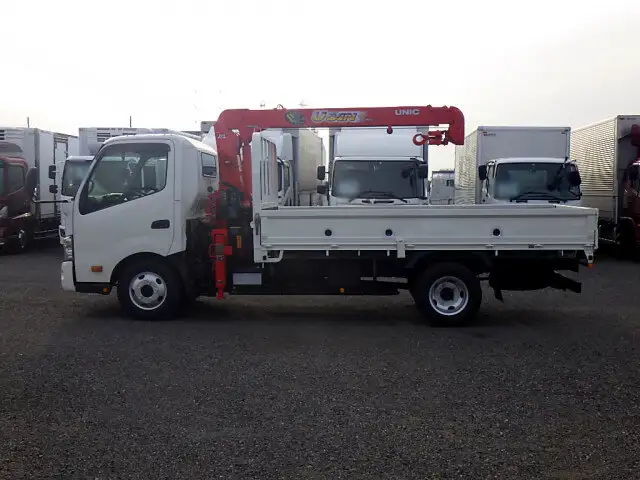 トヨタ トヨエース 小型 クレーン付 床鉄板 3段の中古トラック画像3