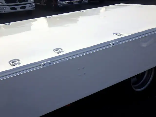 いすゞ エルフ 小型 平ボディ 床鉄板 TPG-NPR85YNの中古トラック画像8
