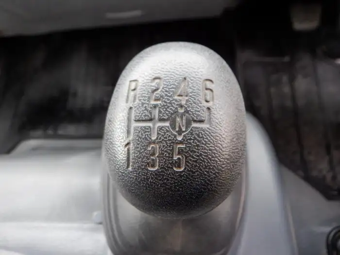 いすゞ エルフ 小型 平ボディ 床鉄板 TKG-NPR85ARの中古トラック画像12