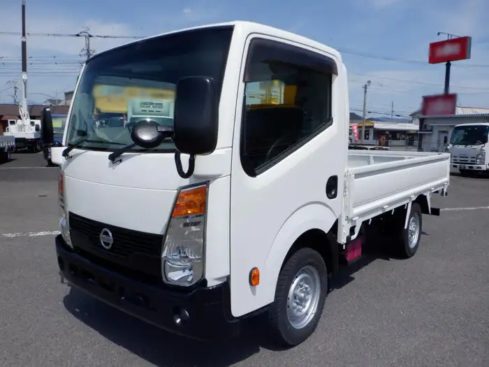 日産 アトラス 小型 平ボディ 床鉄板 SDG-SZ5F24の中古トラック画像1