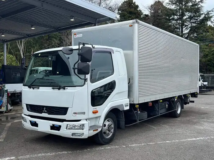 三菱 ファイター 中型/増トン アルミバン パワーゲート ベッド の中古トラック【車両No.163612】