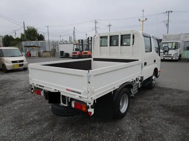 日野 デュトロ 小型 平ボディ Wキャブ 2RG-XZU605Mの中古トラック画像5