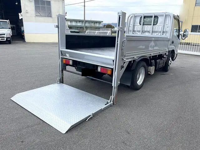 日野 デュトロ 小型 平ボディ パワーゲート BDG-XZU368Mの中古トラック画像9