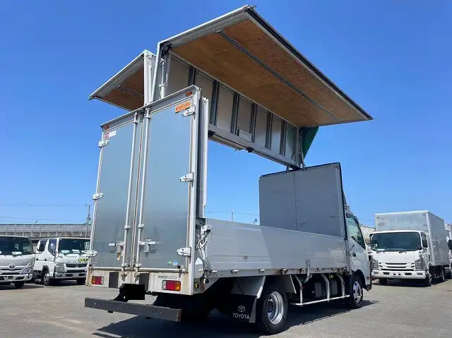 トヨタ ダイナ 小型 ウイング TKG-XZU712 H30の中古トラック画像11