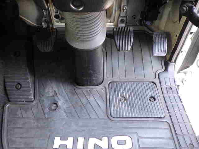 日野 プロフィア 大型 ウイング QKG-FN1AWAA H25｜画像15