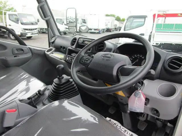 日野 デュトロ 小型 タンク車 汚泥吸引車 2PG-XZU640Fの中古トラック画像15