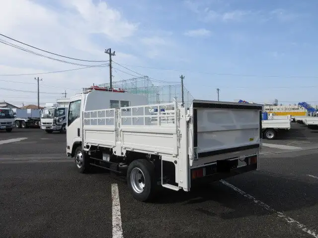 いすゞ エルフ 小型 平ボディ パワーゲート 床鉄板の中古トラック画像4