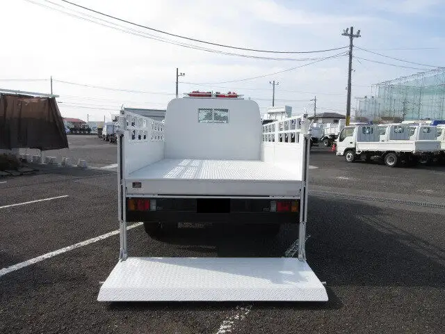 いすゞ エルフ 小型 平ボディ パワーゲート 床鉄板の中古トラック画像8