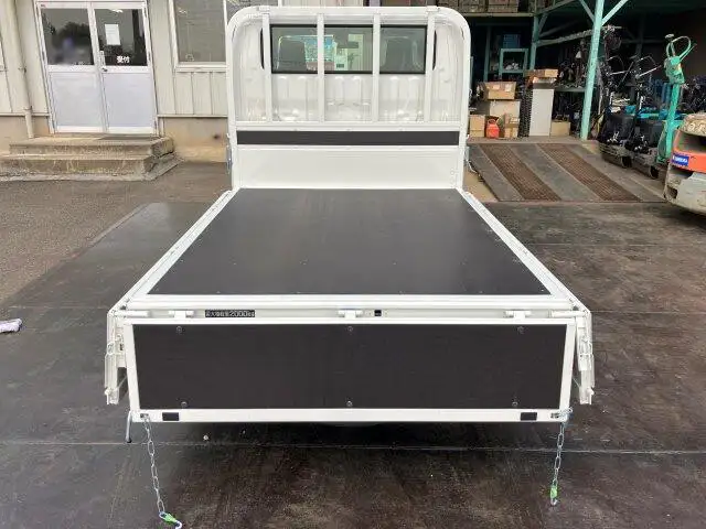 日野 デュトロ 小型 平ボディ Wキャブ 2RG-XZU605Mの中古トラック画像8