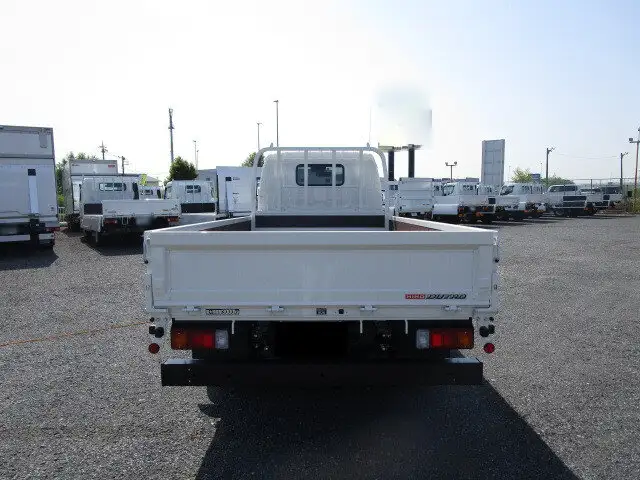 日野 デュトロ 小型 平ボディ 2RG-XZU654M R5の中古トラック画像4