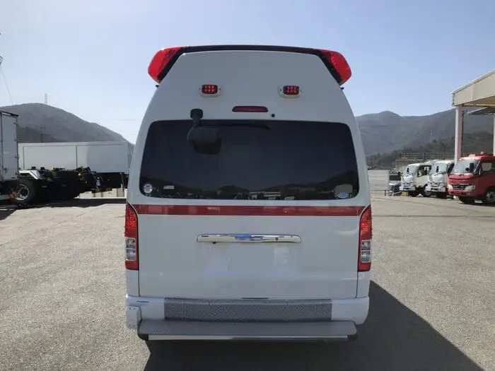 トヨタ ハイエース 小型 特殊車両 CBF-TRH226S H27の中古トラック画像4