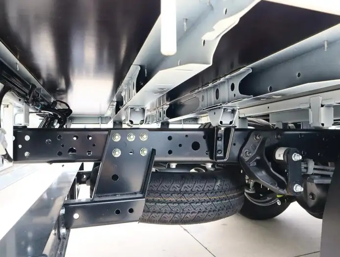 日野 デュトロ 小型 平ボディ 床鉄板 2RG-XZU710Mの中古トラック画像8