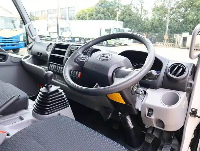 日野 デュトロ 小型 平ボディ 床鉄板 2RG-XZU710Mの中古トラック画像13