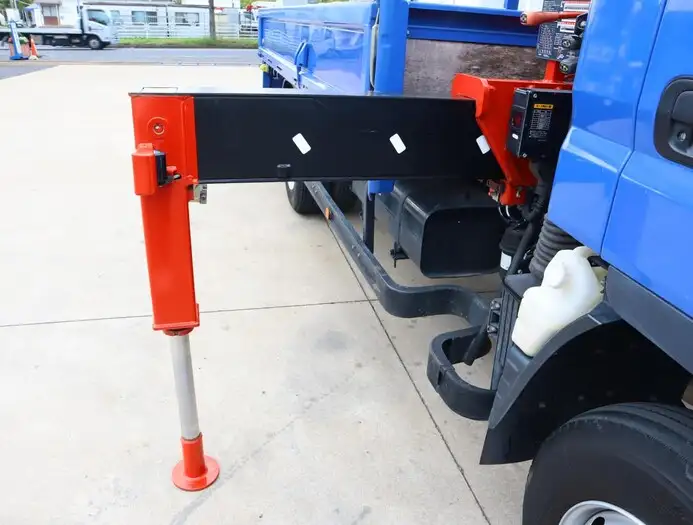 日産 アトラス 小型 クレーン付 床鉄板 4段の中古トラック画像10