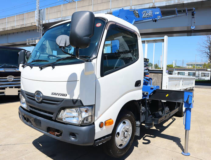 日野 デュトロ 小型 クレーン付き(ユニック) 4段 ラジコン｜画像1