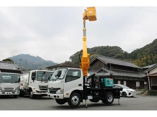 日野 デュトロ 小型 高所・建柱車 高所作業車 電工仕様の中古トラック画像4