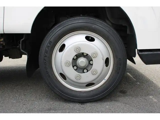 日産 アトラス 小型 平ボディ Wキャブ の中古トラック画像20