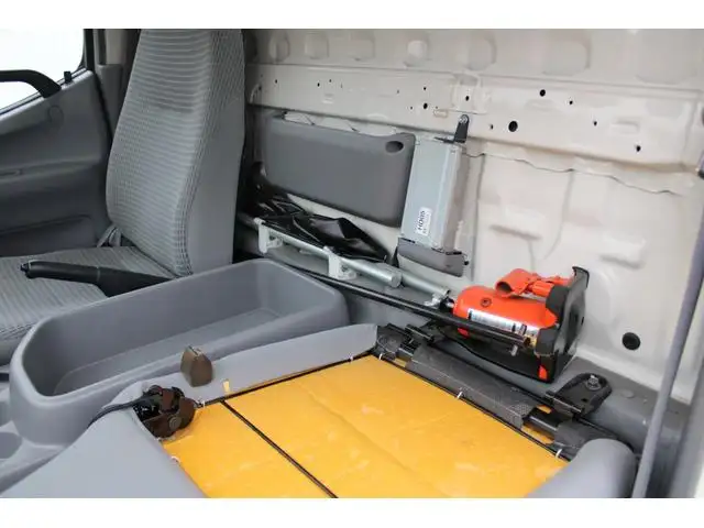 日野 デュトロ 小型 冷凍冷蔵 低温 床アルミの中古トラック画像13