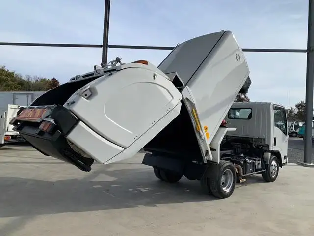 いすゞ エルフ 小型 パッカー車 巻き込み式 回転ダンプ式の中古トラック画像7