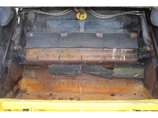 いすゞ エルフ 小型 パッカー車 プレス式 の中古トラック画像5