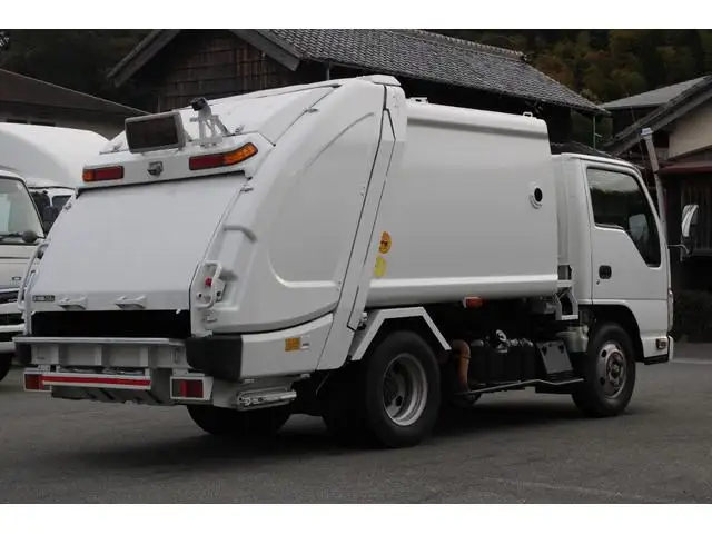 いすゞ エルフ 小型 パッカー車 プレス式 の中古トラック画像2