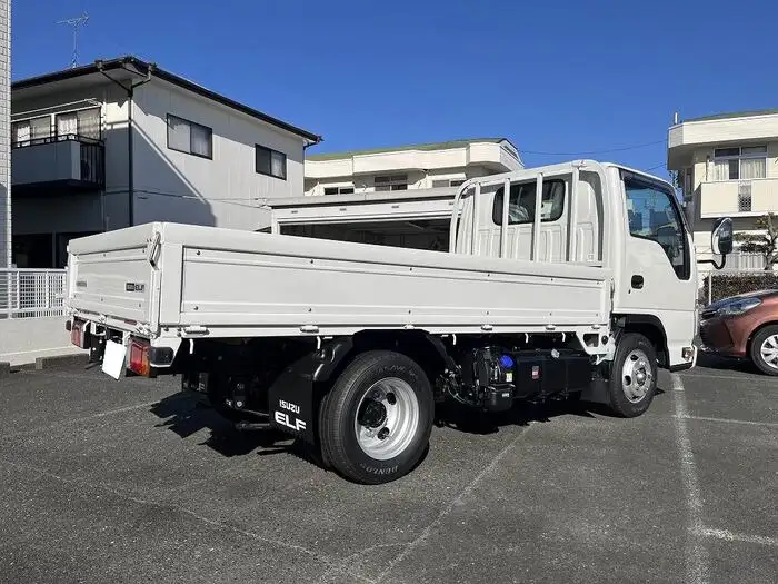 いすゞ エルフ 小型 平ボディ 2RG-NJR88A R4の中古トラック画像3