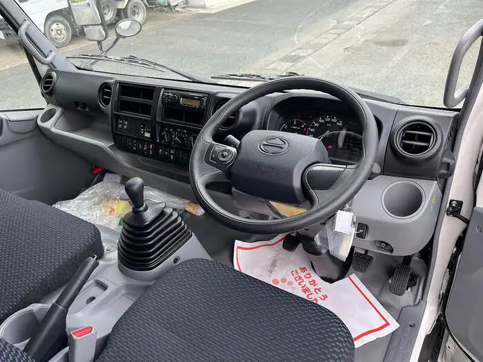 日野 デュトロ 小型 アルミバン パワーゲート 2RG-XZU712Mの中古トラック画像9