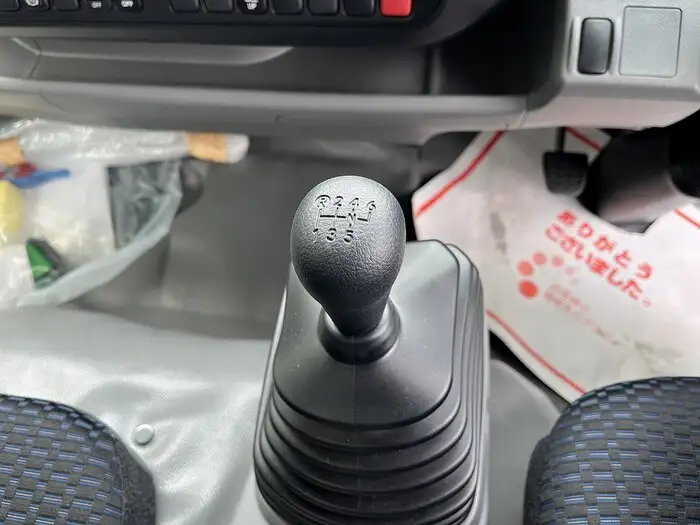 日野 デュトロ 小型 アルミバン パワーゲート 2RG-XZU712Mの中古トラック画像12