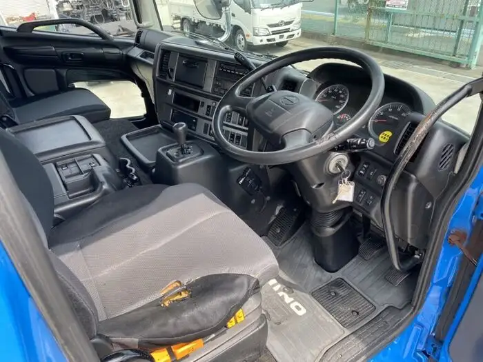 日野 プロフィア 大型 トラクター ハイルーフ 1デフの中古トラック画像12