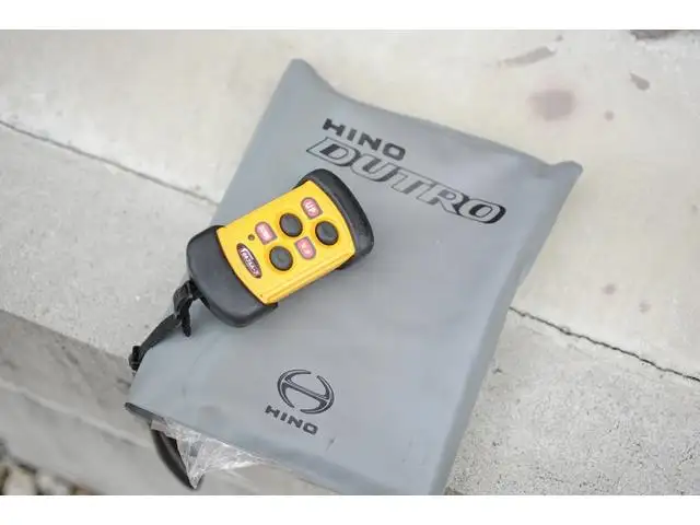 日野 デュトロ 小型 アルミバン パワーゲート サイドドアの中古トラック画像9