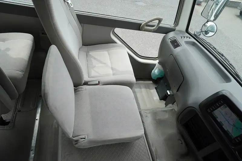 トヨタ コースター 小型 バス マイクロバス BDG-XZB40の中古トラック画像6