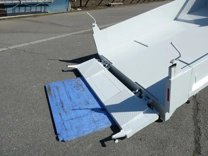 三菱 キャンター 小型 ダンプ ローダー 2RG-FBA60の中古トラック画像7