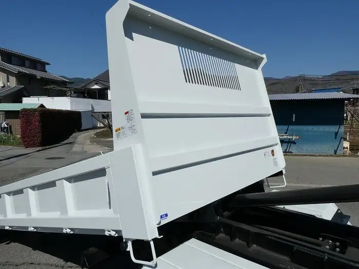 三菱 キャンター 小型 ダンプ ローダー 2RG-FBA60の中古トラック画像9