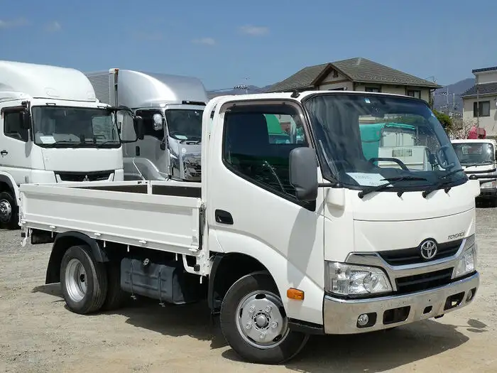 トヨタ トヨエース 小型 平ボディ TKG-XZC605 H27の中古トラック画像3