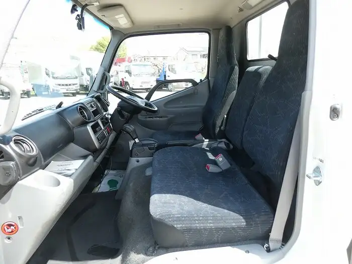トヨタ トヨエース 小型 平ボディ TKG-XZC605 H27の中古トラック画像12