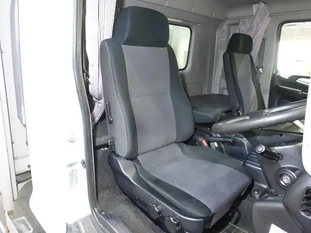 日野 レンジャー 中型/増トン ウイング ベッド TPG-FD7JLAAの中古トラック画像8