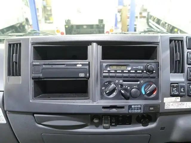 いすゞ フォワード 中型/増トン ウイング パワーゲート 床鉄板の中古トラック画像12