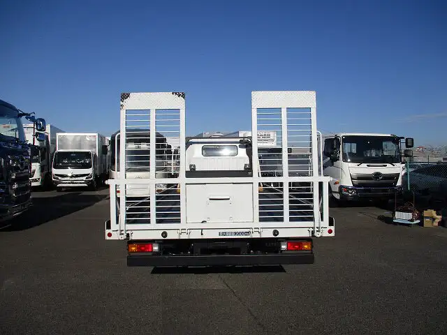 三菱 キャンター 小型 車両重機運搬 ラジコン ウインチの中古トラック画像6
