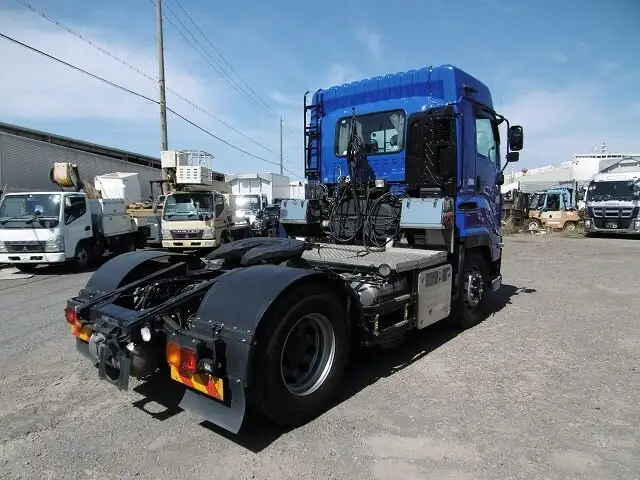いすゞ ギガ 大型 トラクター ハイルーフ 1デフの中古トラック画像5
