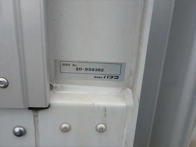 三菱 キャンター 小型 ウイング 2PG-FEB80 R3の中古トラック画像8