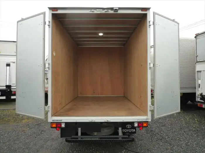 トヨタ ダイナ 小型 アルミバン 3BF-TRY230 R3の中古トラック画像9