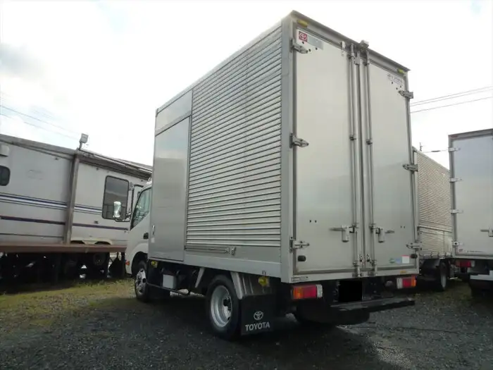 トヨタ トヨエース 小型 アルミバン サイドドア TKG-XZC605の中古トラック画像6