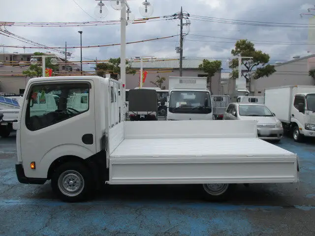 日産 アトラス 小型 平ボディ CBF-SQ2F24 H31/R1の中古トラック画像6