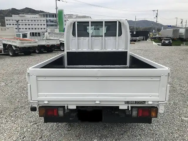 いすゞ エルフ 小型 平ボディ Wキャブ BKG-NJS85Aの中古トラック画像3
