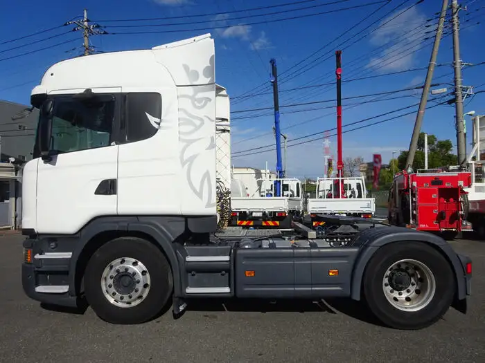 スカニア トラック 大型 トラクター ハイルーフ 1デフの中古トラック画像2